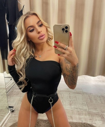 Анна, 22 года, 3 размер груди